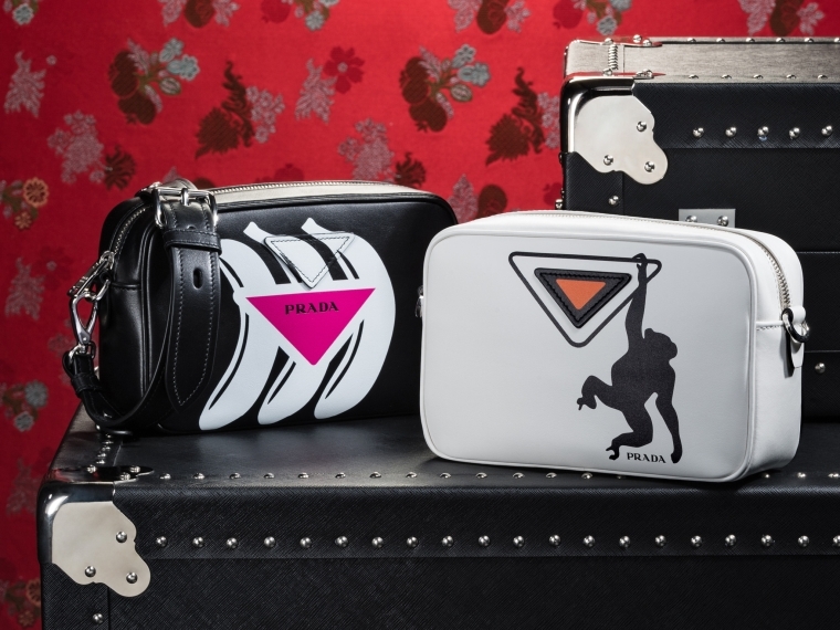 プラダ、期間限定店「シルバーライン」 東京・大阪で | 繊研新聞