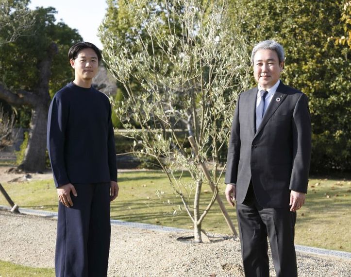 島精機製作所・島三博社長×「CFCL」デザイナー・高橋悠介氏