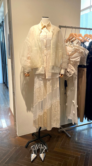 【新品未使用】プランクプロジェクト メゾンスペシャル ニット ベージュ PRANK PROJECT（プランクプロジェクト）の「ジャケットロンパース