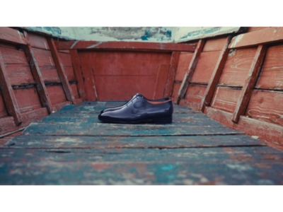 ストラスブルゴ イタリアの靴ブランド「サントーニ」の独占輸入販売権を取得 - 繊研新聞