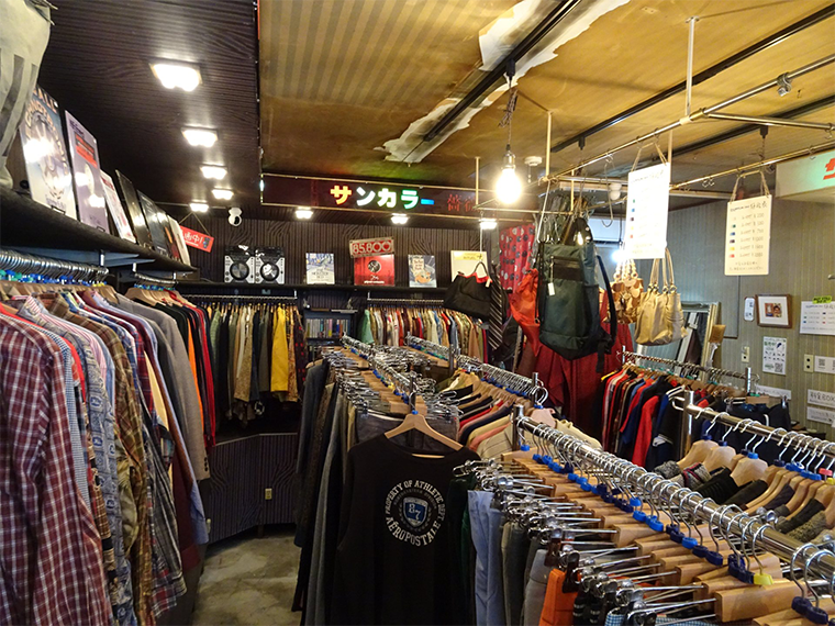 ザ・カンパニーの無人古着屋「ジャンボデンキ」 堅調に収益確保 | 繊研新聞