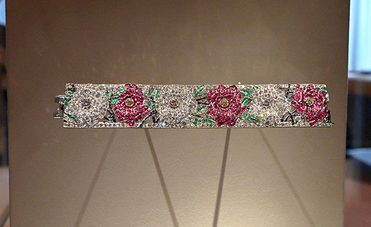 ヴァンクリーフ＆アーペル 「アール・デコ博覧会」100周年記念展