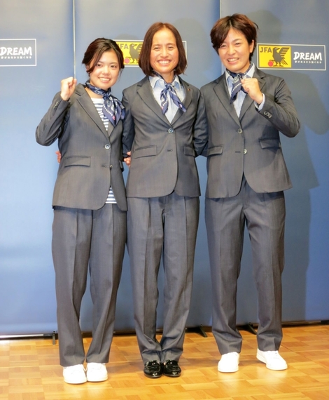 ビームス サッカー女子日本代表に公式スーツ提供 繊研新聞