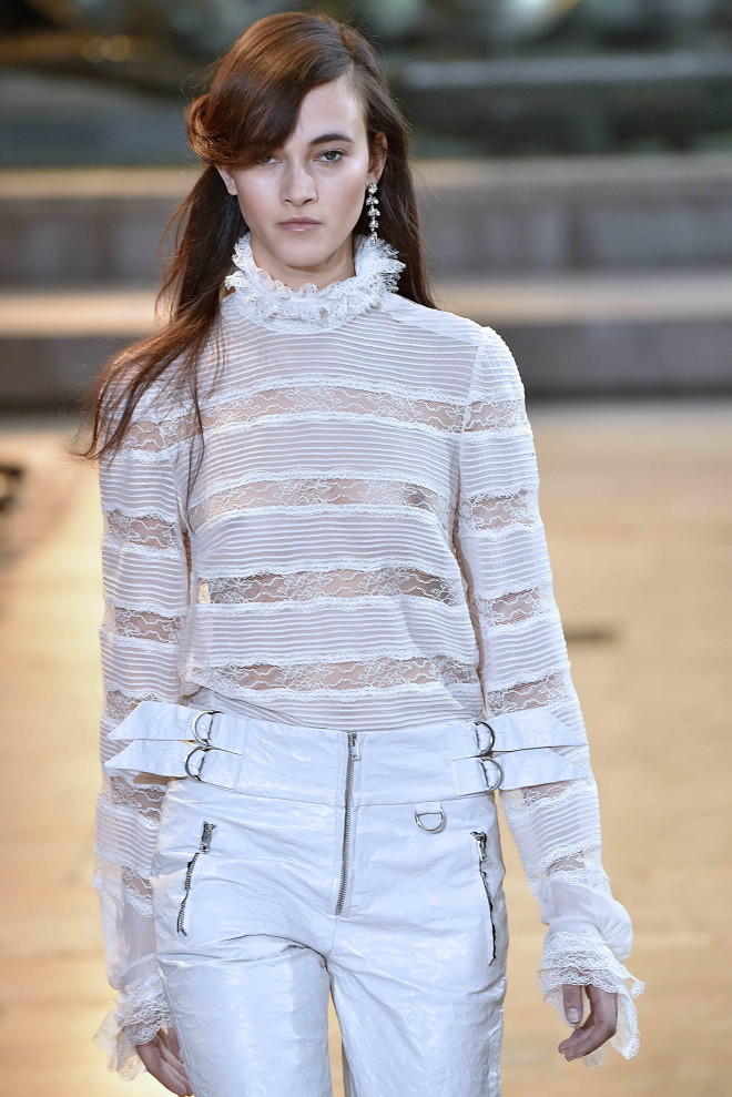 Isabel Marant Paris RTW Fall Winter 2016 March 2016