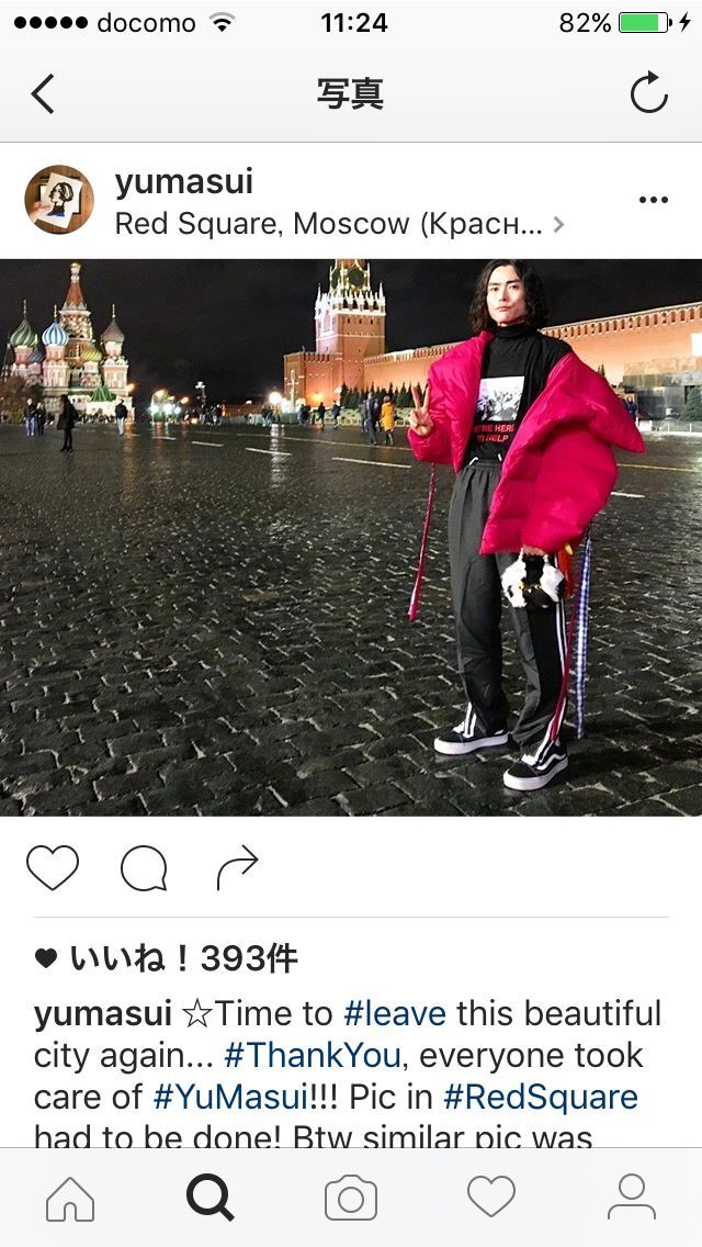 バイリンガルの発信力を買われ、各国のファッションウィークからひっぱりだこ。写真はモスクワのファッションウィーク中(益井さんのインスタグラム投稿から)