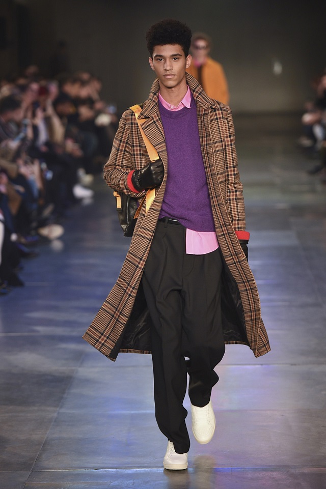 Ami Alexandre Mattiussi Fall Winter 2017 Paris Menswear Fashion Week Copyright Catwalking.com 'One Time Only' Publication Editorial Use Only