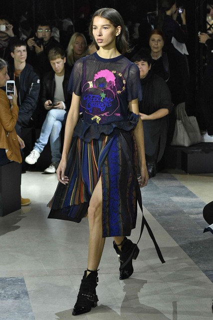 Sacai Paris RTW Spring Summer 2016 September-October 2015
