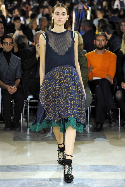 Sacai Paris RTW Spring Summer 2016 September-October 2015